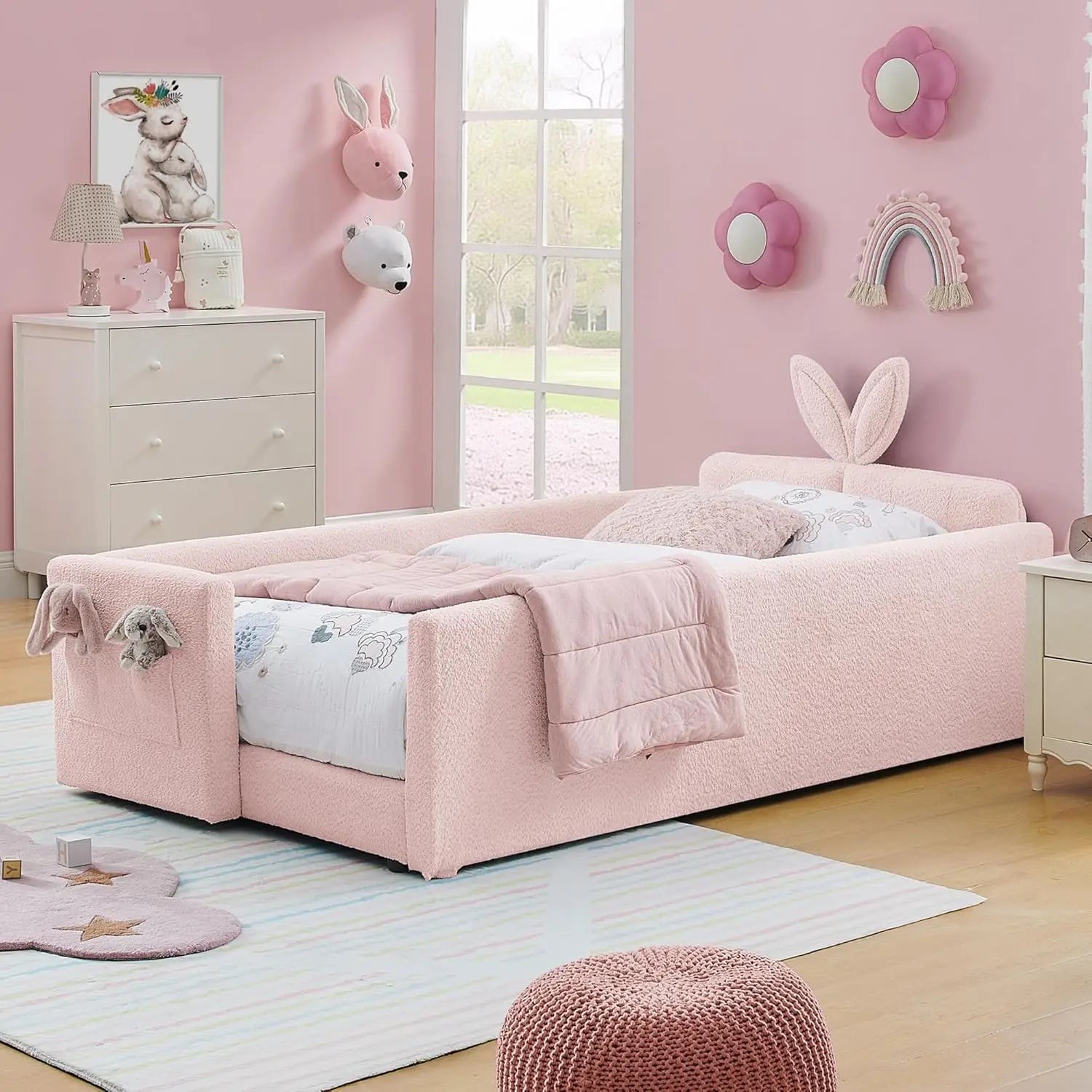 Rabbit Ear Headboard kids' bed